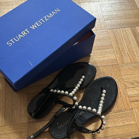 Stuart Whitman Goldie black jelly sandals with pearls - Picture 6 of 8